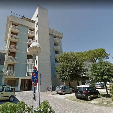 Condominio Bristol Apartamento